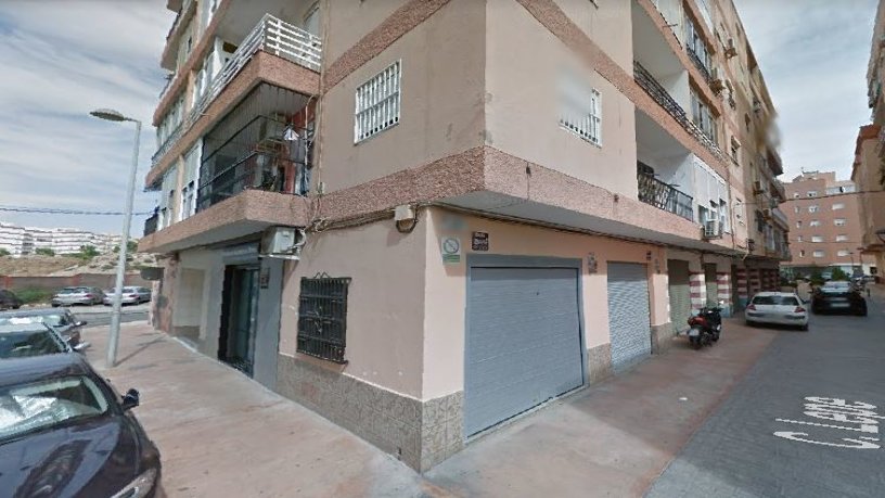 Piso en Calle LEPE, RESID.CIUDAD JARDIN, Almería