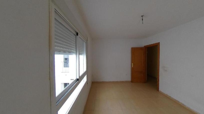 Piso de 120m² en calle Las Palmeras, Roquetas De Mar, Almería