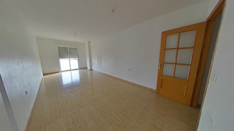 Piso de 109m² en calle Zuloaga, Vícar, Almería