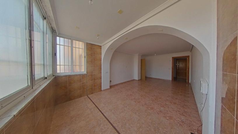 Piso de 81m² en calle Nicaragua, Roquetas De Mar, Almería