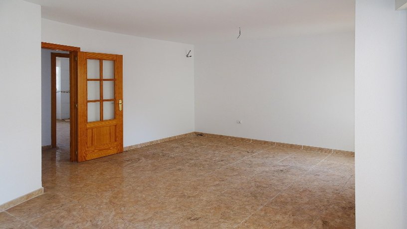 Local/Oficina de 1395m² en avenida Prado, Vícar, Almería