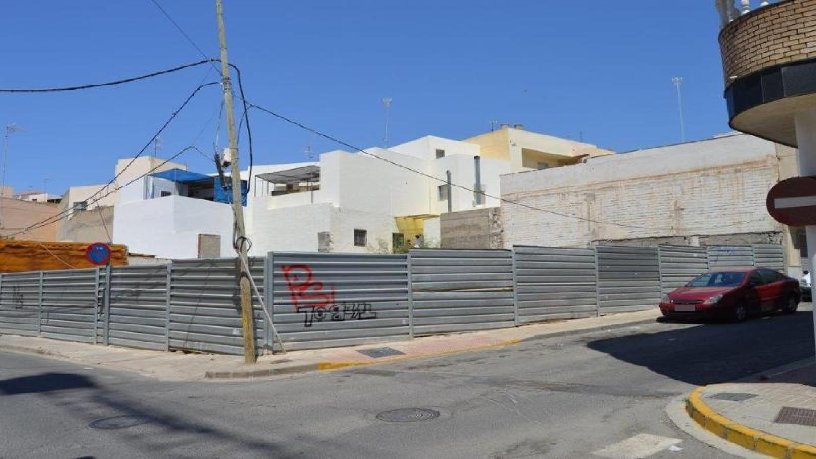 442m² Urban ground on street Clavel (E), Ejido (El), Almería