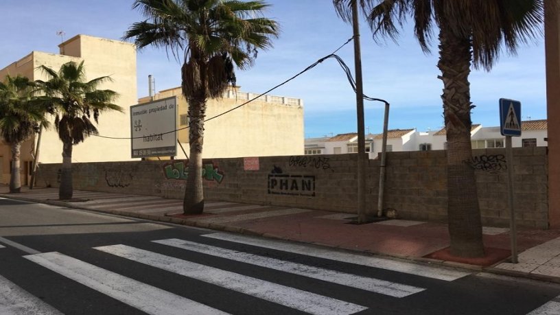 730m² Urban ground on avenue Sabinar, Roquetas De Mar, Almería