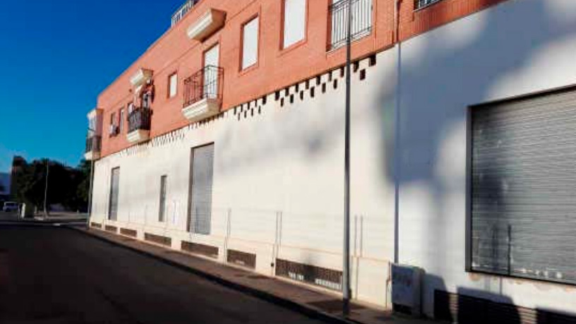 Local comercial de 547m² en avenida Constitucion, Níjar, Almería