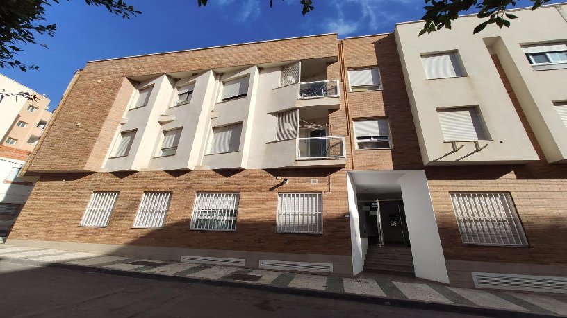 Plaza de garaje de 26m² en calle San Miguel 1, Roquetas De Mar, Almería