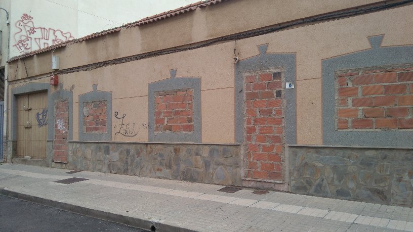 Urban ground in street Caceres (E), Ejido (El), Almería