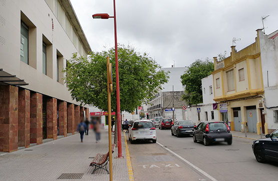 Local comercial de 56m² en calle Caraza, Chiclana De La Frontera, Cádiz