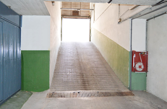 Plaza de garaje de 27m² en calle Maria Guerrero, S/nº Esq.c/nueva Linea, Línea De La Concepción (La), Cádiz