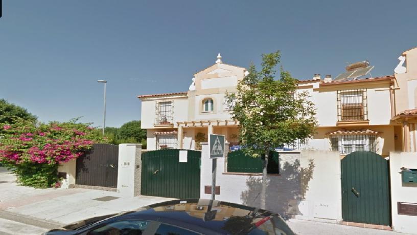 Adosado de 177m² en calle Playa Del Rompidillo, Jerez De La Frontera, Cádiz