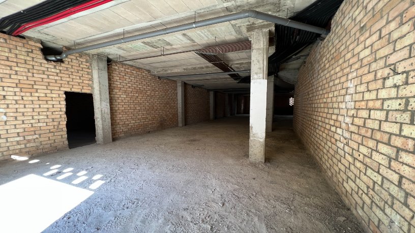 Local comercial de 254m² en calle Ancha, Chiclana De La Frontera, Cádiz