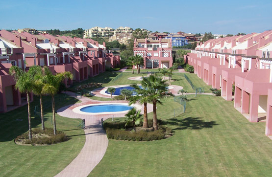 House of 275.00 m² with 3 bedrooms with 3 bathrooms in Street Urb. Sotogrande, Residencial Villas De Paniagua, San Roque