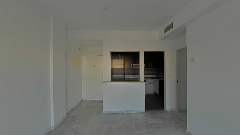 Piso de 81m² en calle La Romina, Rota, Cádiz