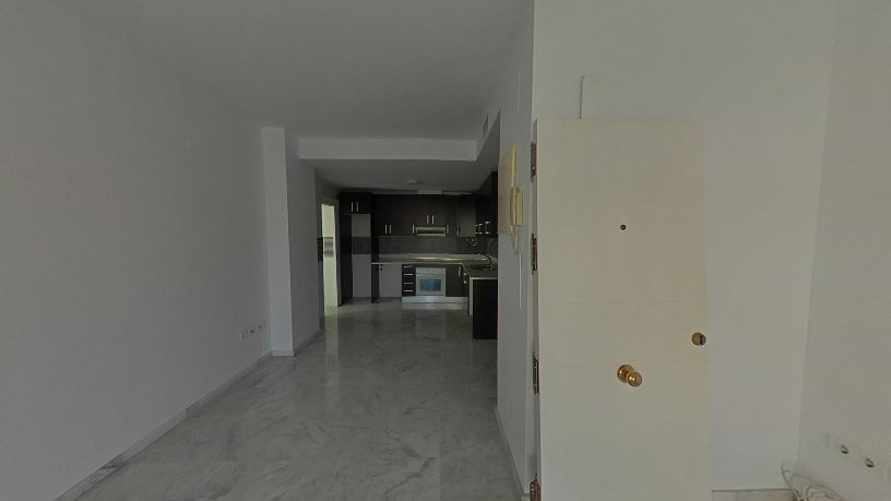 Piso de 48m² en calle La Romina, Rota, Cádiz