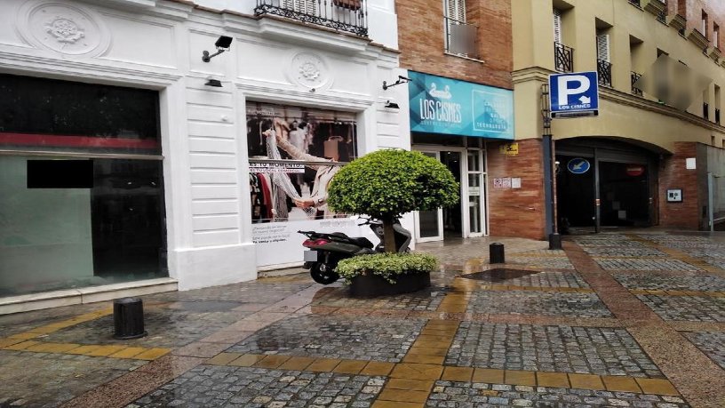 Local comercial de 97m² en calle Larga, Jerez De La Frontera, Cádiz