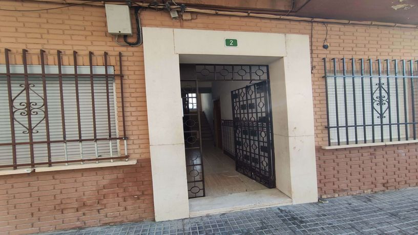 Piso de 68m² en calle Zuheros, Lucena, Córdoba