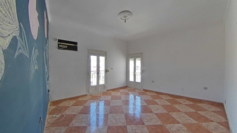 Piso de 108m² en calle Conde De Colomera, Moriles, Córdoba