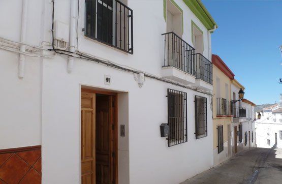 Piso  en calle Primero De Mayo, Priego De Córdoba