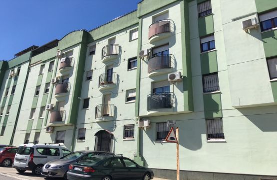Flat on street Luque, Lucena