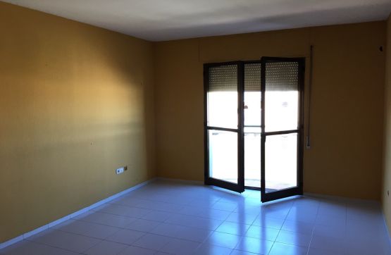 Flat on street Luque, Lucena