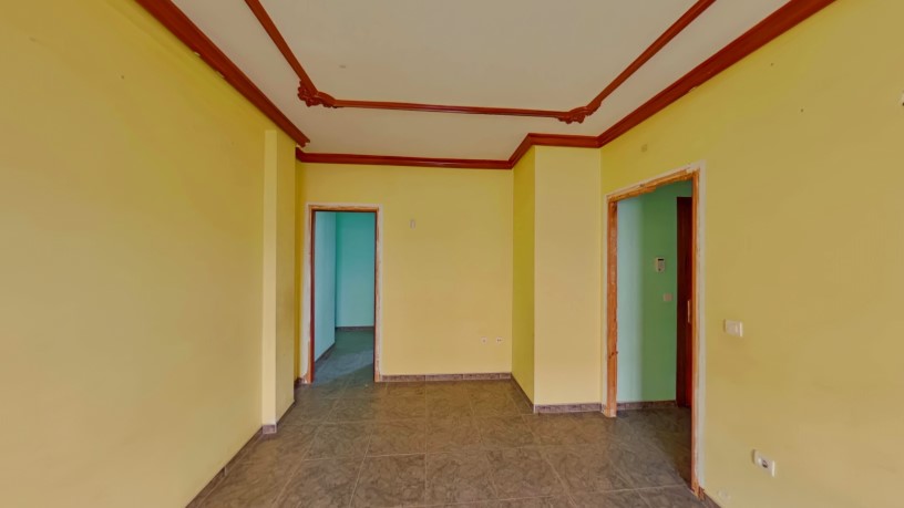 114m² Flat on street Lademora 2º, Lucena, Córdoba