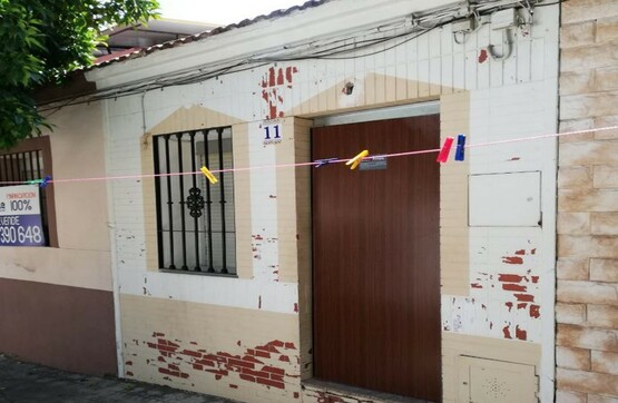 Adosado  en calle Motamid, Córdoba