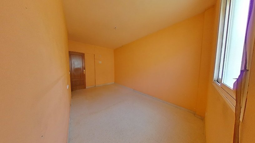 Appartement de 111m² dans rue Elena Maristany, Priego De Córdoba, Córdoba