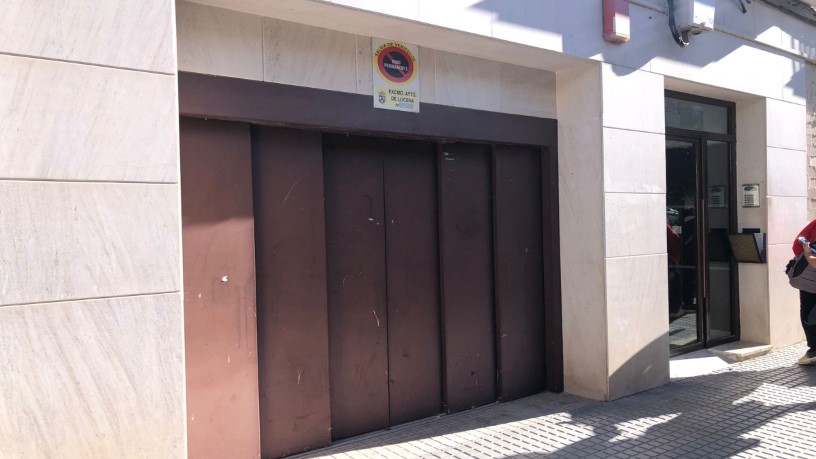 Plaza de garaje de 30m² en calle Juego De Pelota, Lucena, Córdoba