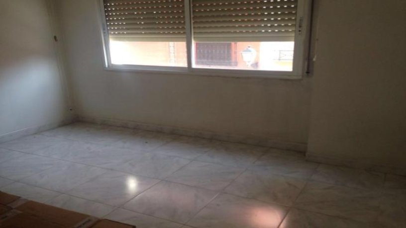 136m² Flat on avenue Manuel Reina, Puente Genil, Córdoba