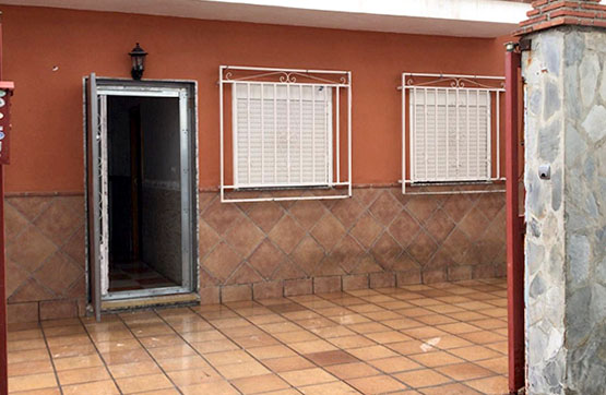 Townhouse on street Azahar, Granada