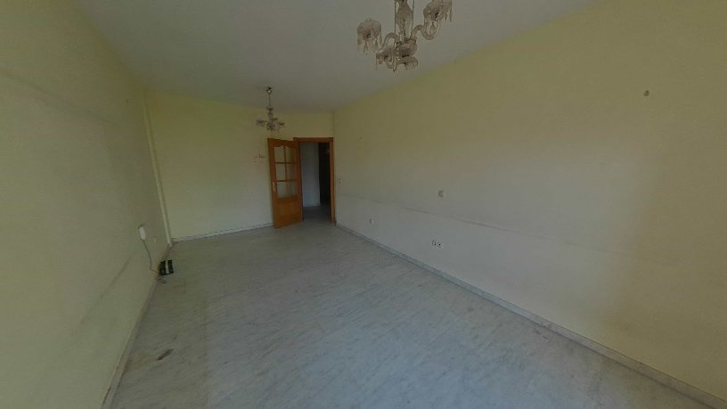 Piso de 115m² en calle Camino De San Antonio, Motril, Granada