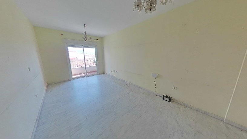 Piso de 115m² en calle Camino De San Antonio, Motril, Granada