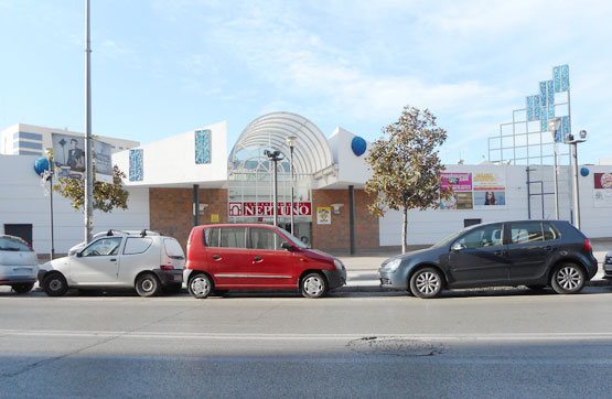Commercial premises on street Arabial, Centro Comercial Neptuno, Granada