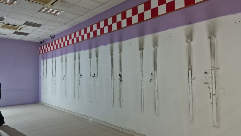 Commercial premises on street Arabial, Centro Comercial Neptuno, Granada