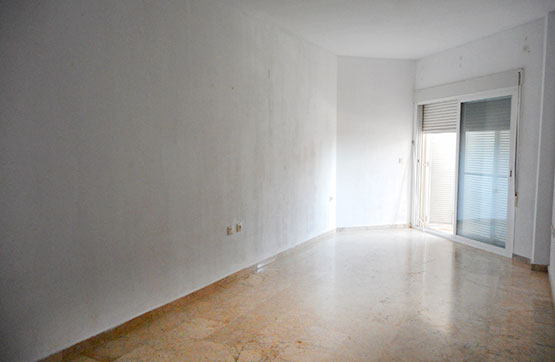 Piso de 67m² en calle Platano De Indias, Motril, Granada