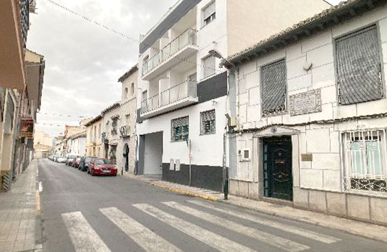Piso de 81.00 m² con 2 habitaciones  con 1 baño en Calle Gozalvez, Atarfe