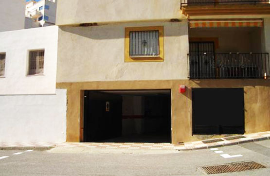 Plaza de garaje  en carretera Malaga-almeria, Ed.albahaca, Gualchos