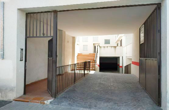 Piso de 91m² en calle General Serrano, Dúrcal, Granada