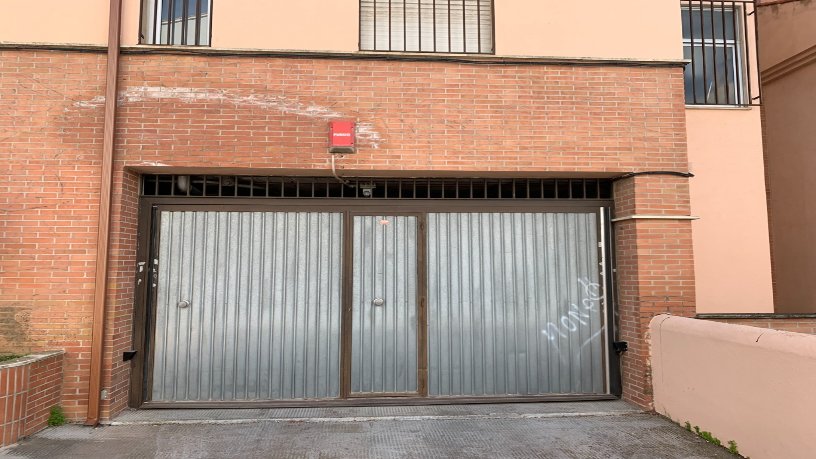 Parking en Calle CERRO DE LOS MACHOS. EDIFICIO SIENA, Granada