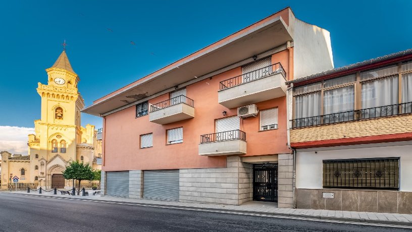 Locaux commerciaux de 300m² dans rue Real De Malaga, Gabias (Las), Granada