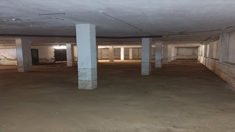 Locaux commerciaux de 740m² dans urbanisation Huerta Vicario, Calle Niebla, Lepe, Huelva