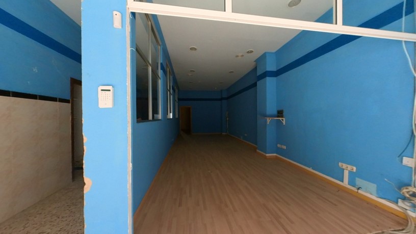 Commercial premises on street Santiago Apostol, Huelva