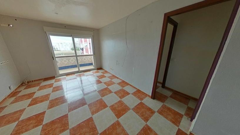 73m² Flat on square Ramon De Bonifaz, Huelva