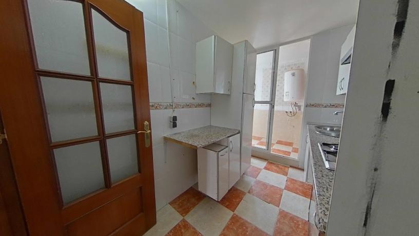 73m² Flat on square Ramon De Bonifaz, Huelva