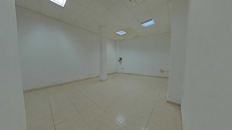 75m² Commercial premises on street Gran Capitan 26-28, Huelva