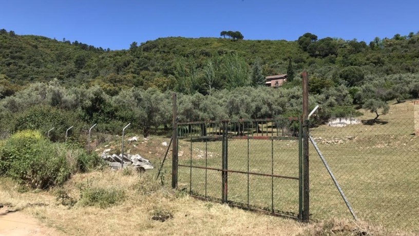 Terrain aménageable de 18857m² dans secteur Sapu Pp-8 Aracenilla, Aracena, Huelva