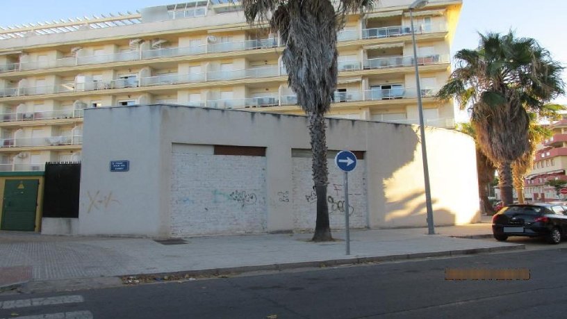 Local comercial de 311m² en avenida Carnaval De Isla Cristina, Isla Cristina, Huelva