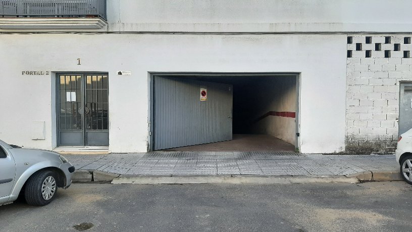 Plaza de garaje de 25m² en avenida Castillejos, Cartaya, Huelva