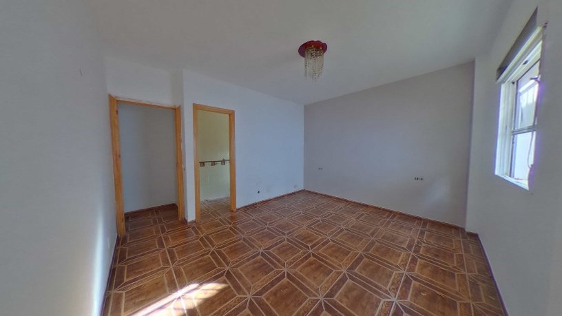 Chalet de 215m² en calle Urb. Los Vadillos Carril 18 A, Jaén