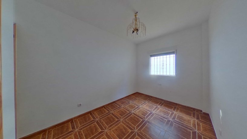 Chalet de 215m² en calle Urb. Los Vadillos Carril 18 A, Jaén