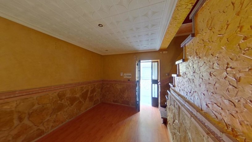 Maison de 128m² dans rue Segunda Travesia Puerta De Martos, Jaén